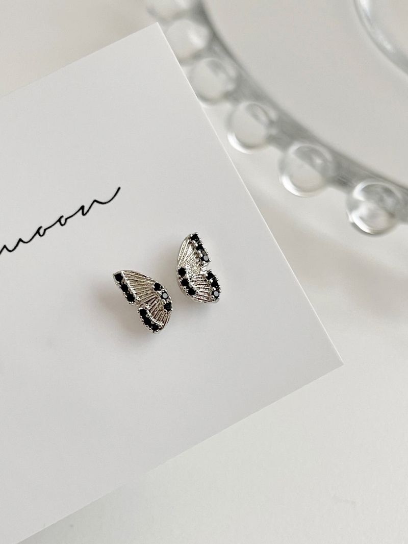 Shai butterfly piercing / 3 colors