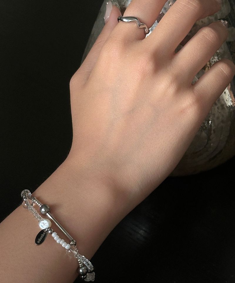 pou bracelet