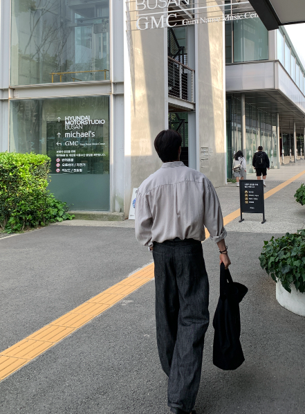 ハイパーエッセンシャルオーバーフィットリネンシャツ