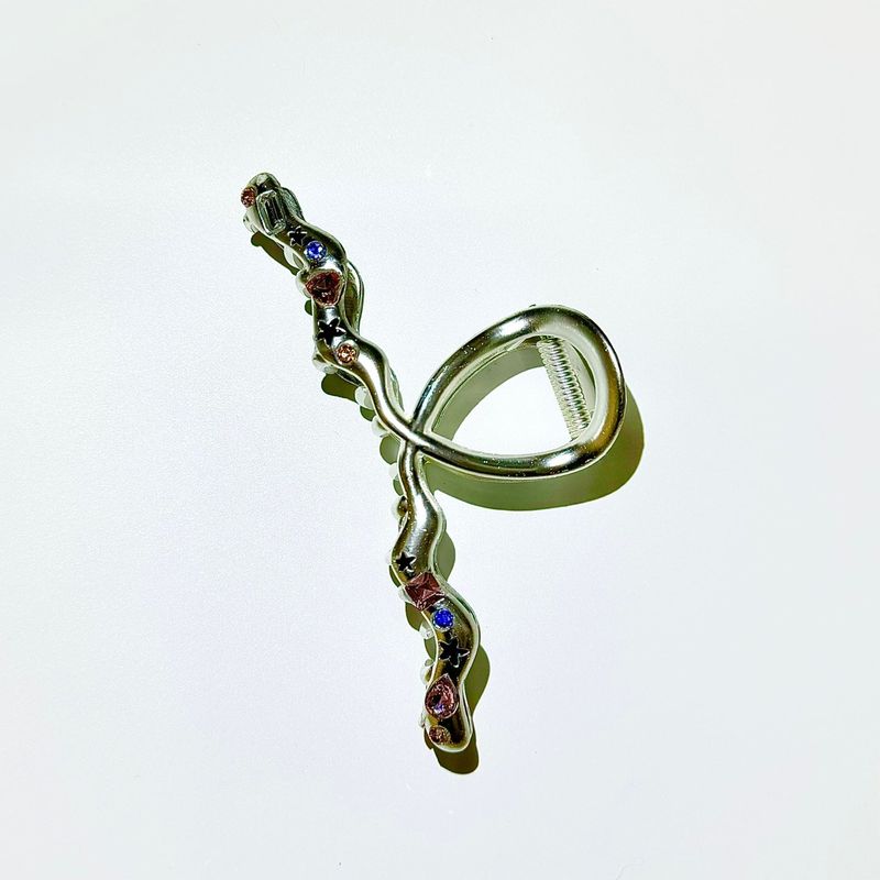 Silver cubic wave hairpin