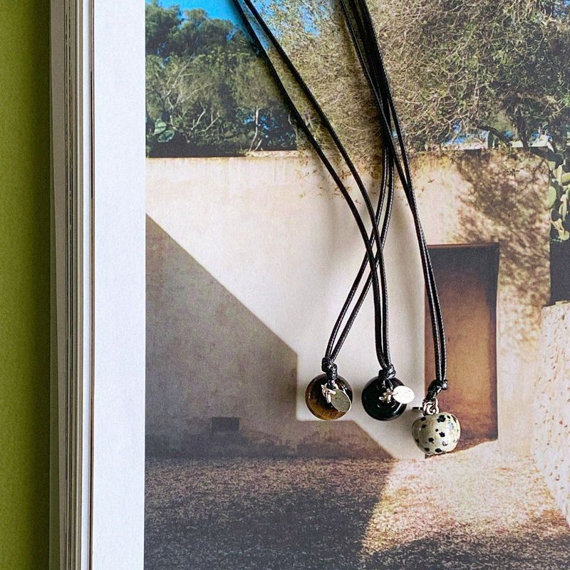 mechuri apple necklace