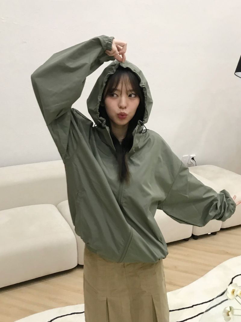 Dixie set up windbreaker