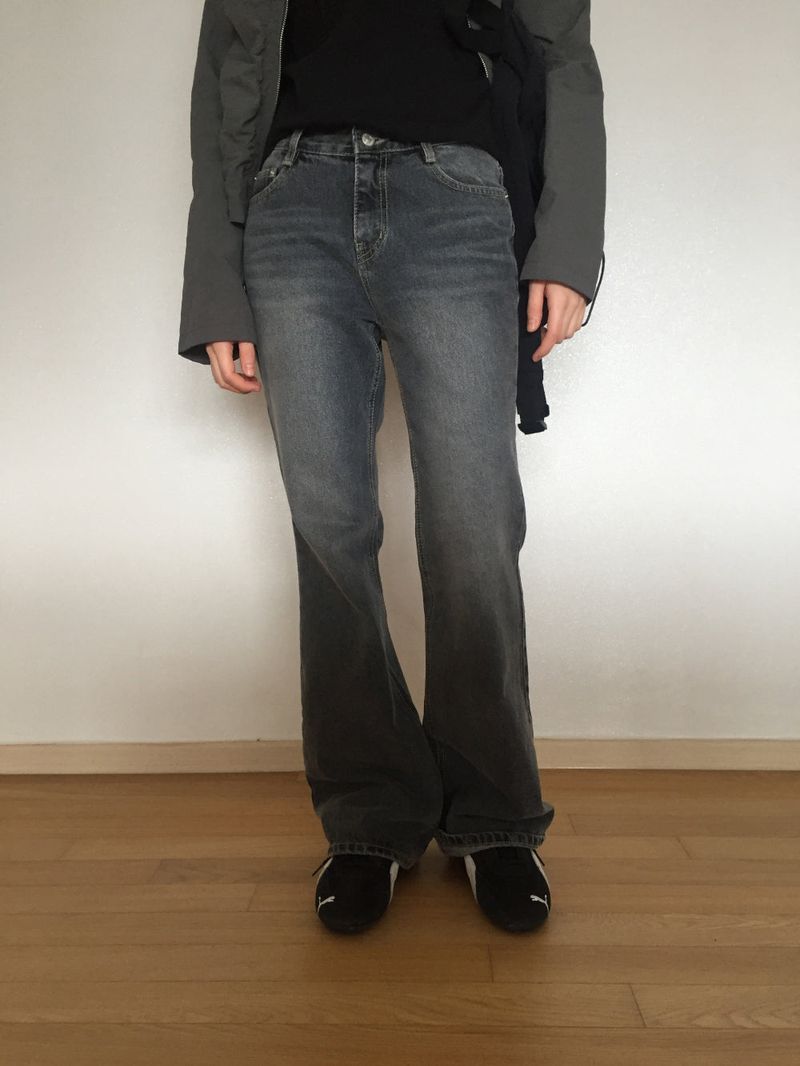 Grashy Bootcut Denim Pants