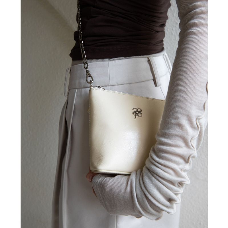 leather mignon bag - butter / strap - ( cowleather, chain)