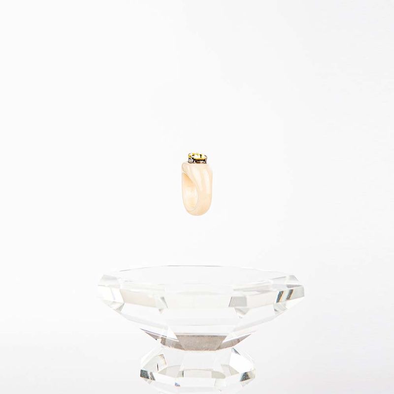 Lemon butter (Swarovski stone)