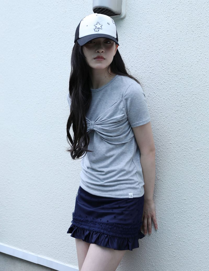UGLYSHADOW（アグリーシャドウ）の「RIBBON T-SHIRT(GREY)（Tops）」
