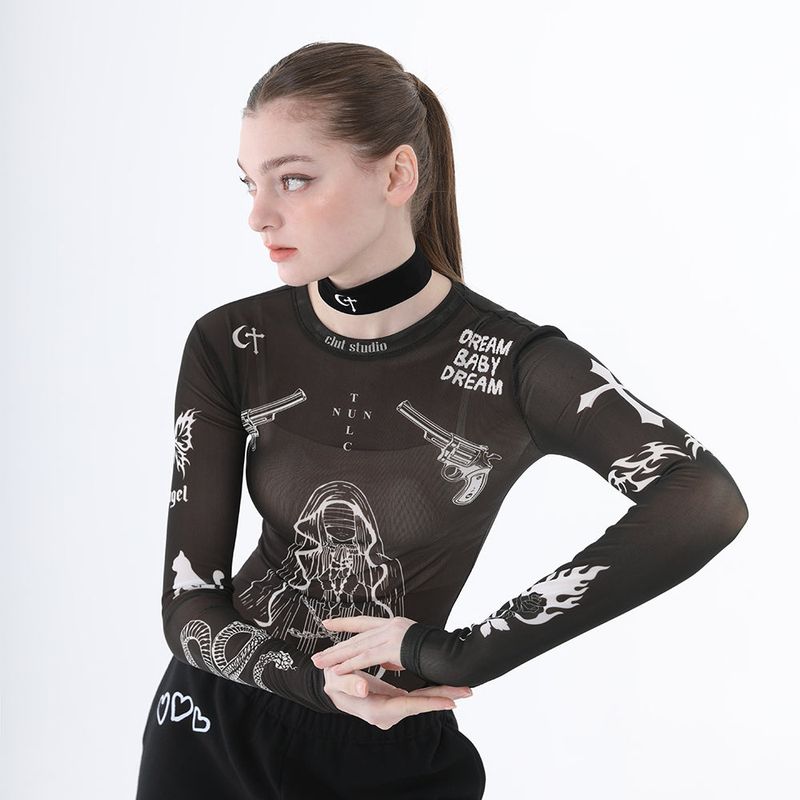 CLUT STUDIO(クラットスタジオ)の「0 6 nun with guns tattoo top - BLACK(Tops)」