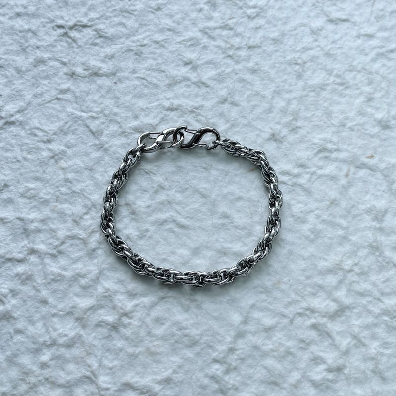Double Twist Chain Bracelet