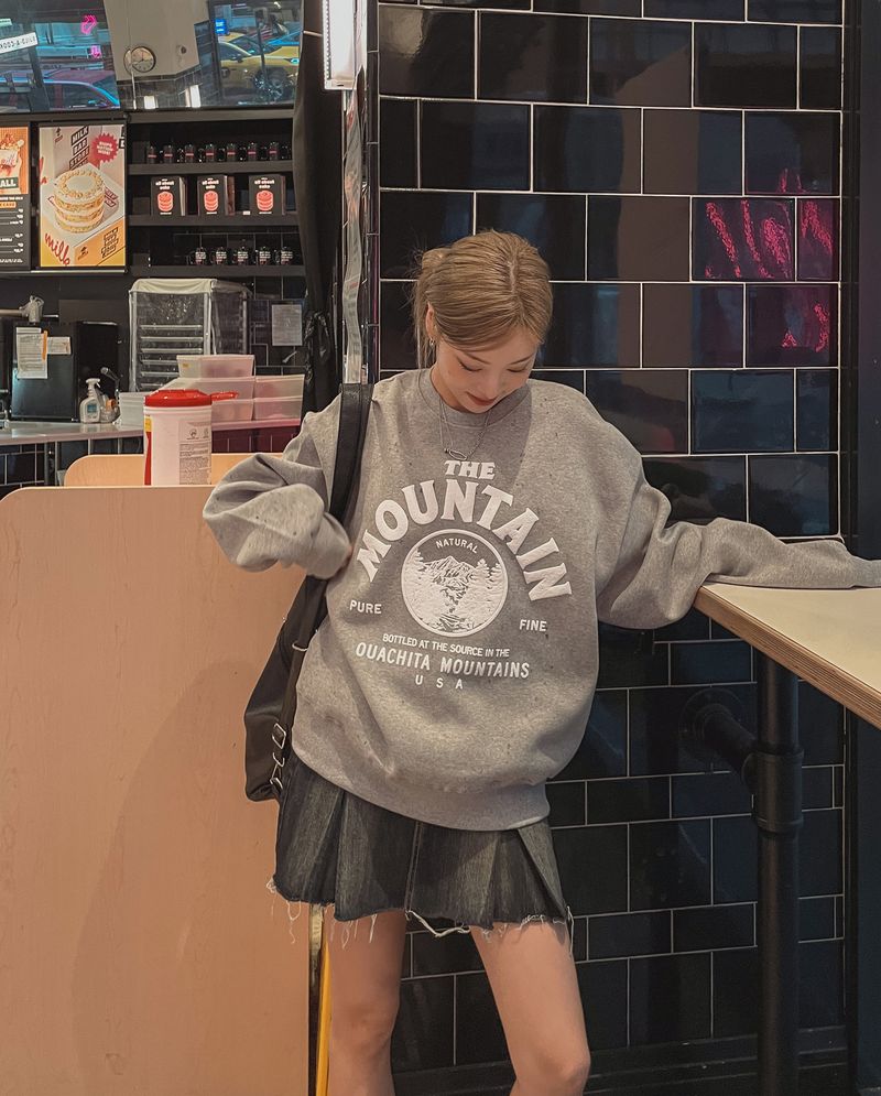 (UNISEX)ヘビーマウンテンラウンドスエットシャツ