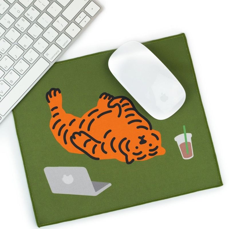 AMERICANO TIGER MOUSE PAD