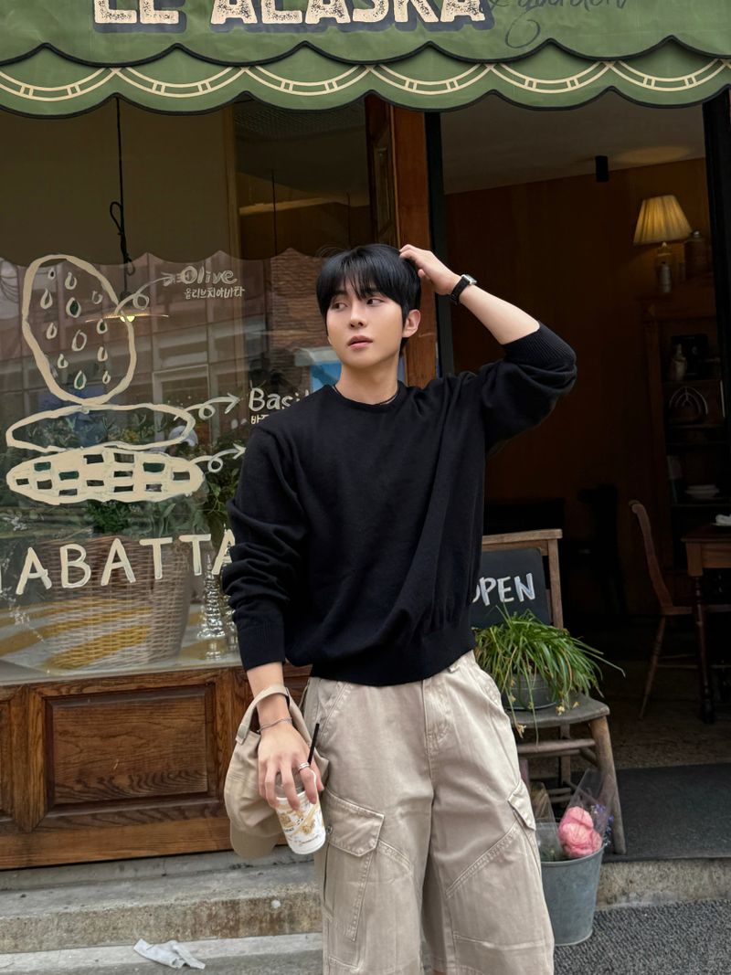 Fade cooling round knitwear
