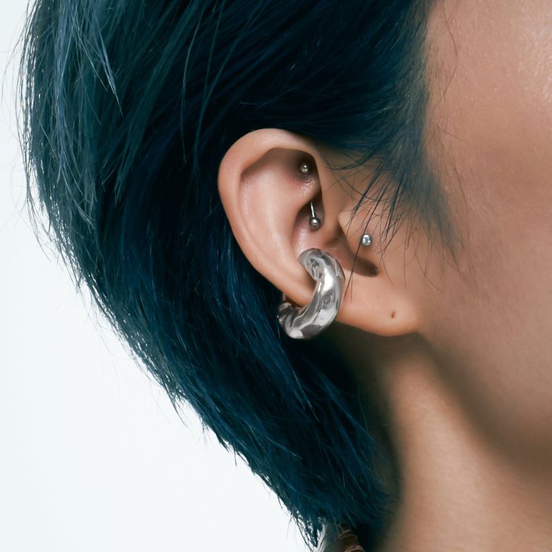 SYLK（エスワイエルケー）の「カルダーイヤーカフ（アクセサリー）」