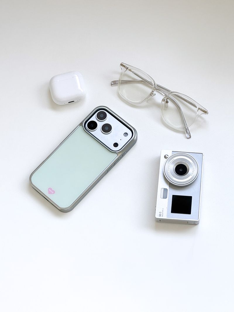 [Magsafe] MINT CREAM Silver Glass Bumper Case