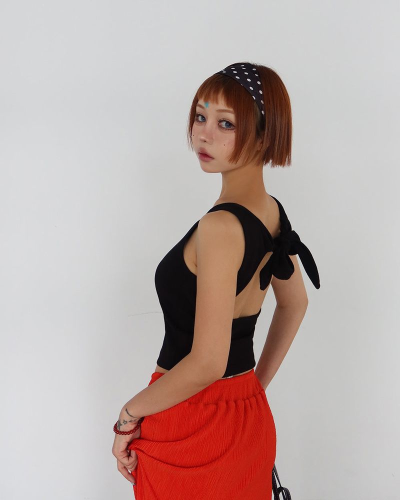Delight-J（ディライトジェイ）の「Back Slit Ribbon Knot Round Sleeveless（Tops）」