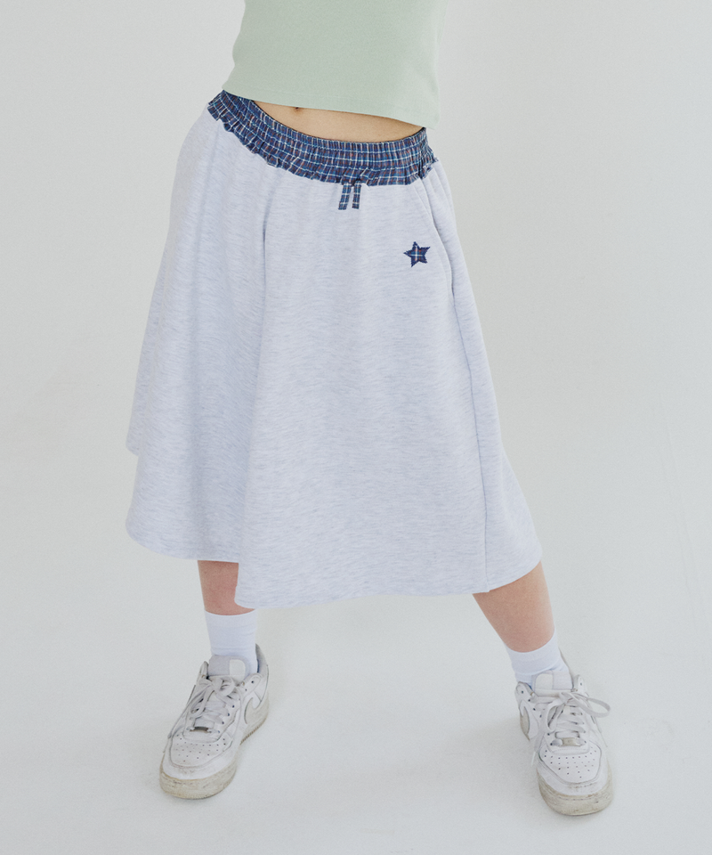 ITZAVIBE（イッザバイブ）の「CHECK BANDING BERMUDA PANTS - LIGHT GRAY（Pants）」