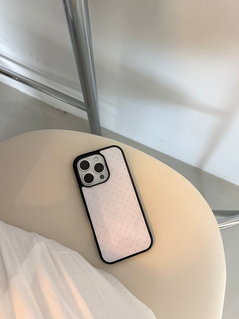 petal dot phone case