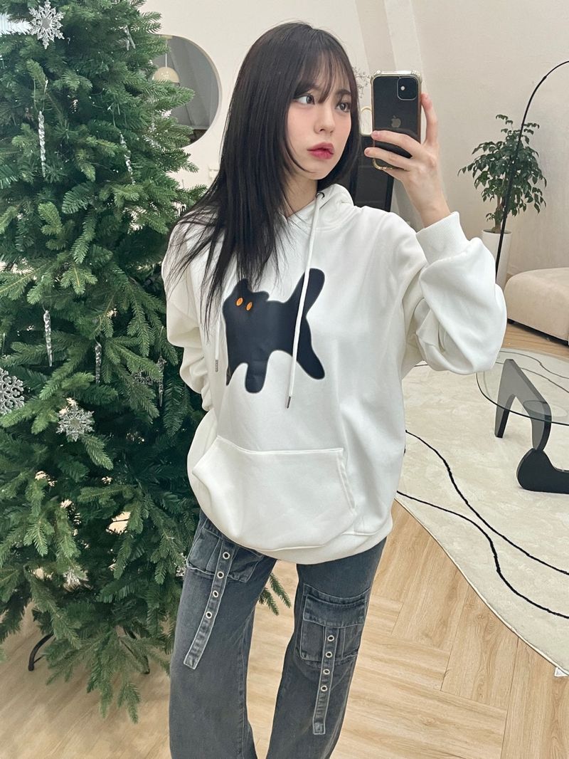 Black cat hood T