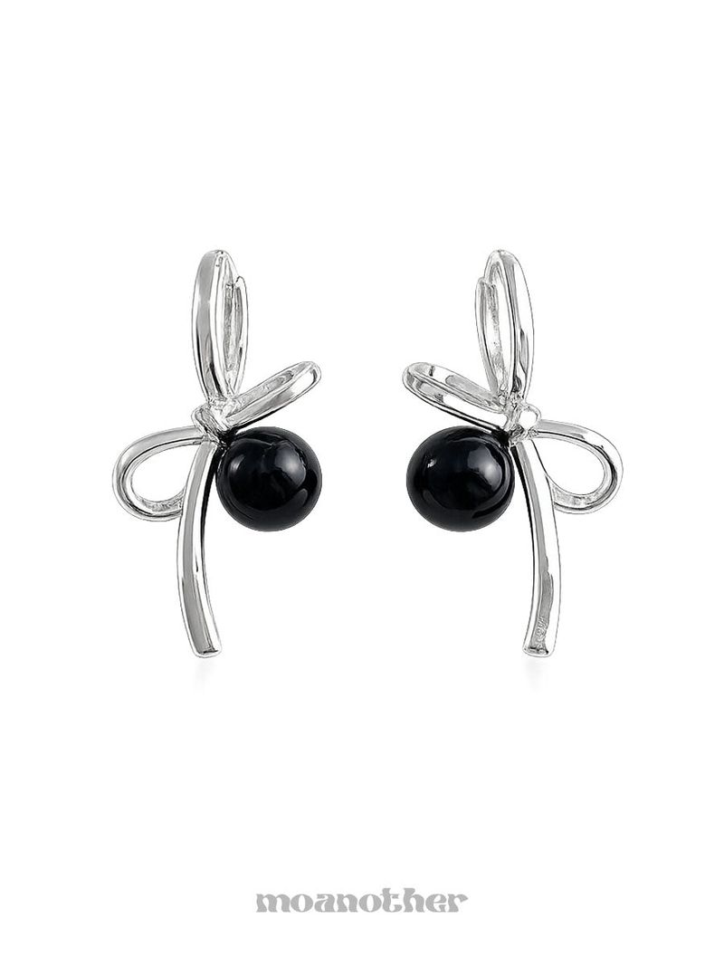 Noir Ribbon Earring