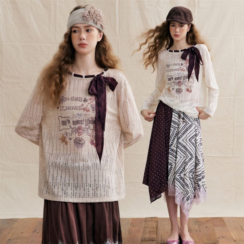 La mode MAQI（ラ モード マキ）の「Vintage Ribbon Print Knit Top（Tops）」