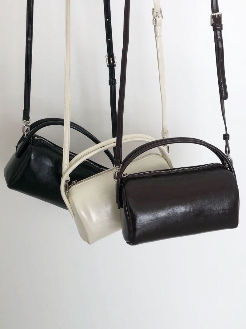 Glossy double handle bag