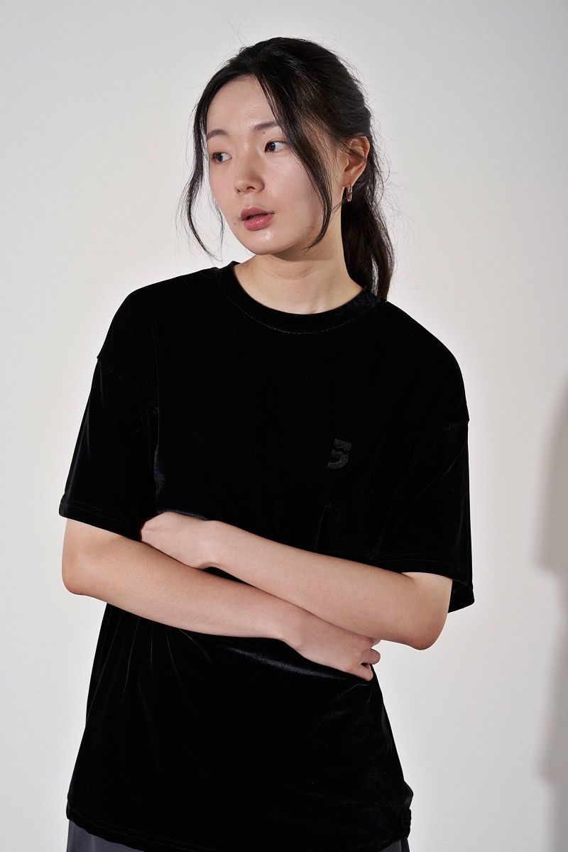 DROP-SHOULDER VELVET 1/2 TEE (Black)