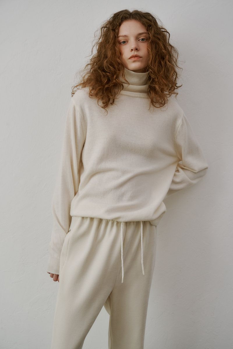 Corduroy boots cut pants (Ivory)