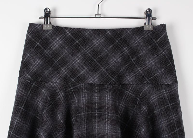 CHECK FLARE SKIRT
