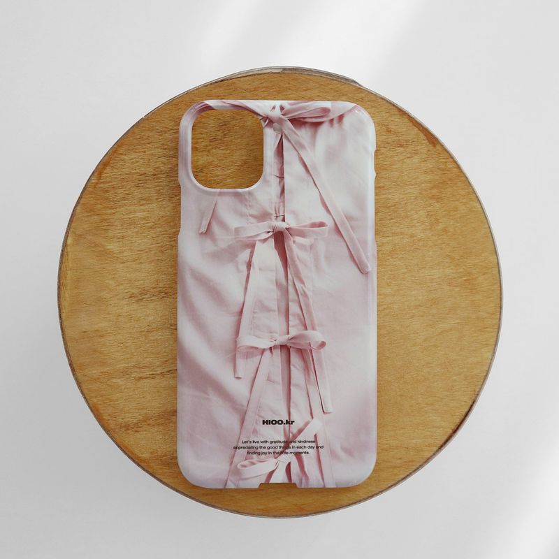 tie a pink ribbon case.