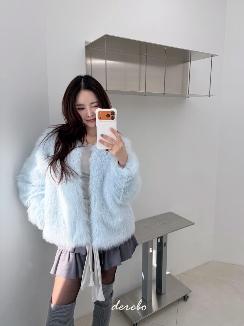 Sky Cloud No Collar Fur Jacket