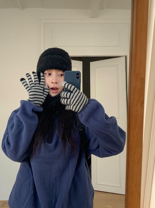Pundero Wool Stripe Knit Gloves