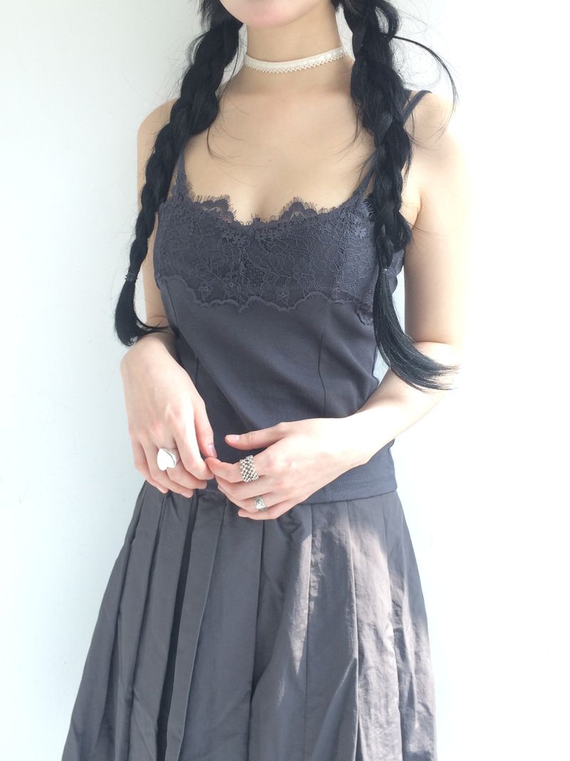 soft lace sleeveless shirt