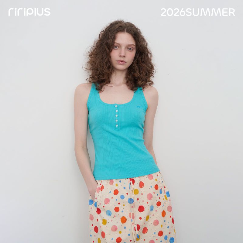 RIVERSTONE PLUS（リバー ストーン プラス）の「Riverstone Plus Women's Dopamine Color Knit Cami Tank Top, 2026 Summer New Arrival, Henley Button Sleeveless Vest（Tops）」