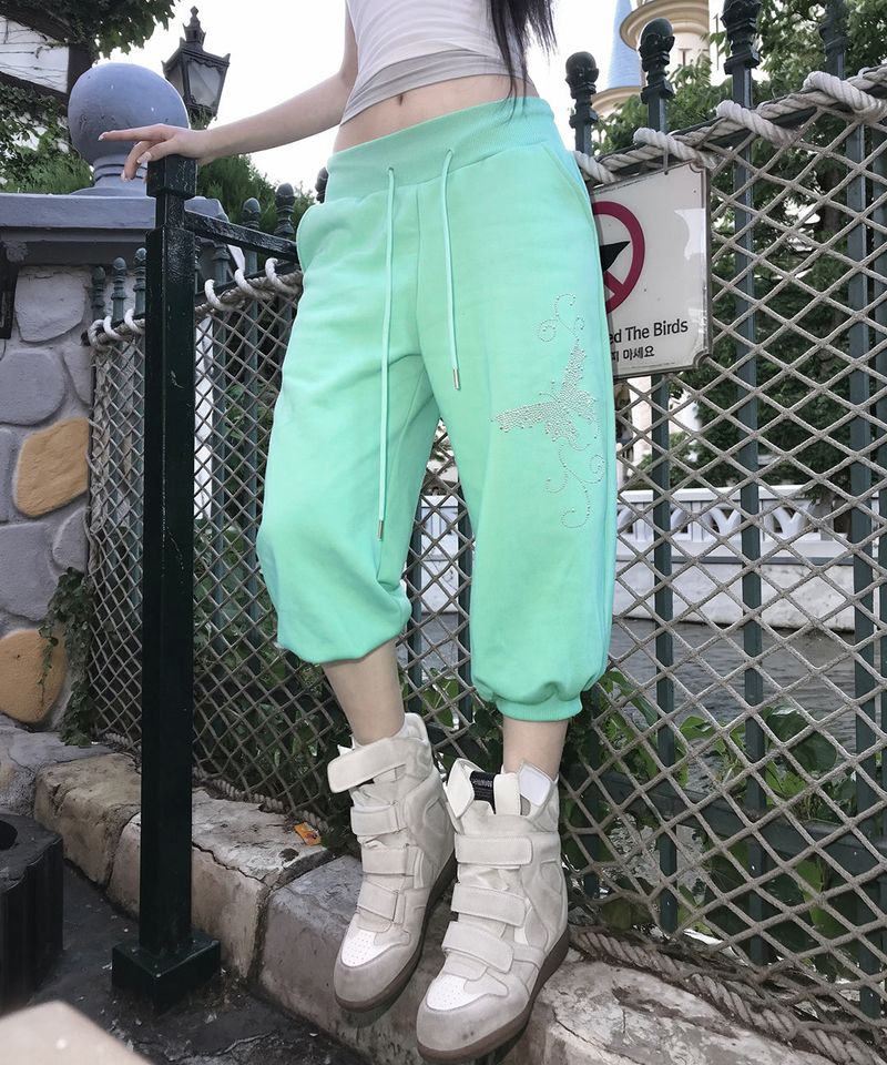 meego（ミーゴ）の「butterfly capri jogger pt (3colors)（Pants）」