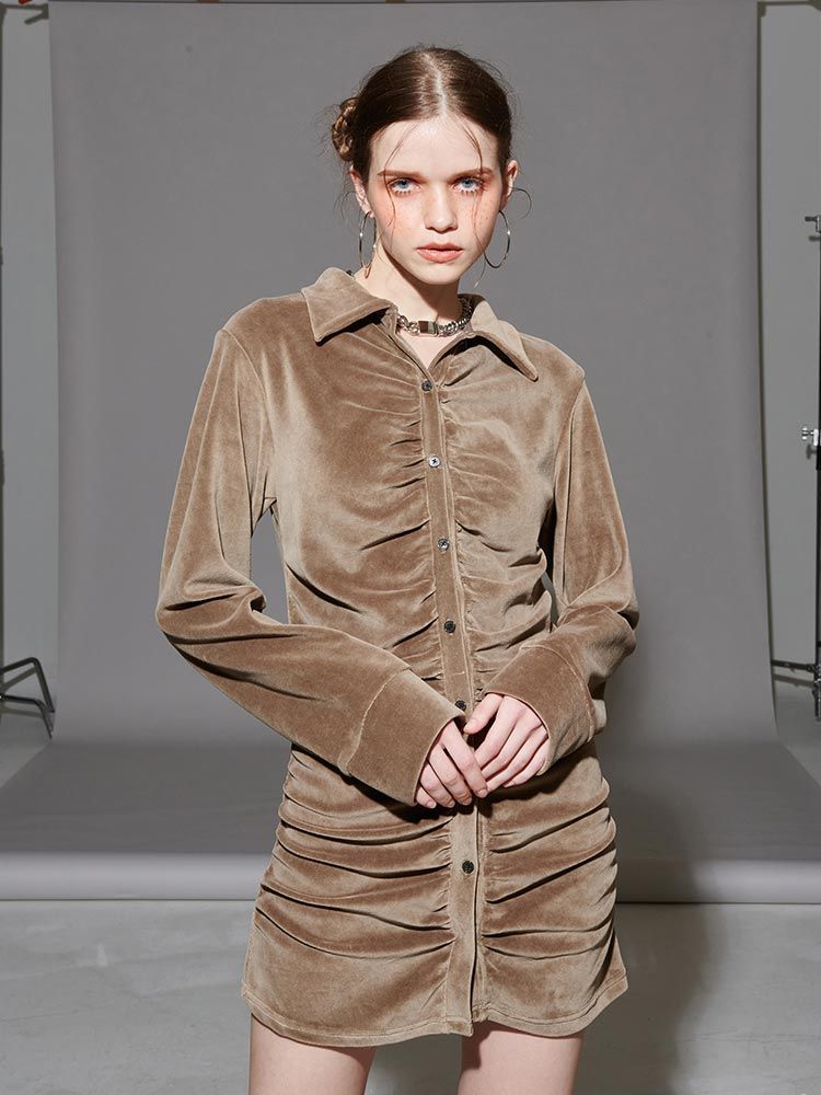 GATELESS（ゲートレス）の「VELVET SHIRRING ONE-PIECE（Dresses）」