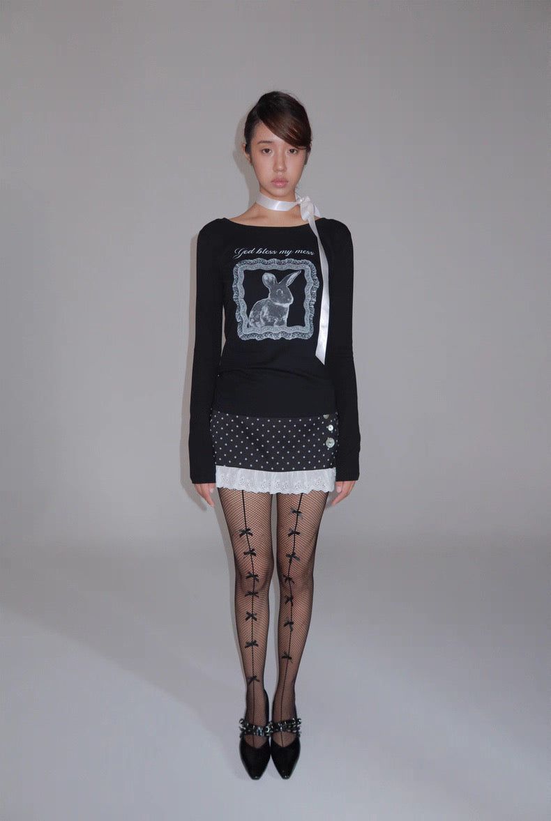 eatmeplz* ブラックレースラビット ラウンドネック プリントフィット長袖Tシャツ