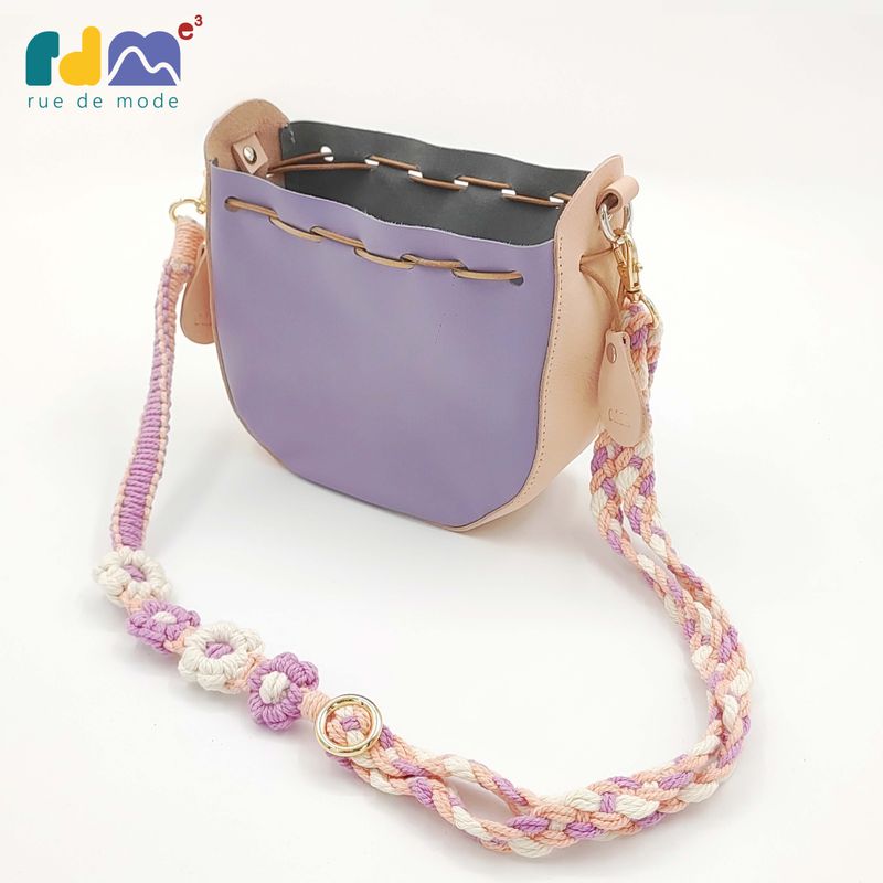 Color-blocking Genuine Leather Drawstring Bag