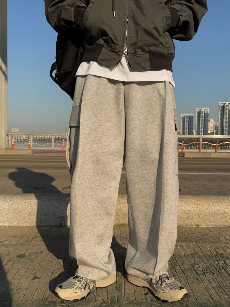 Snap cargo wide sweatpants