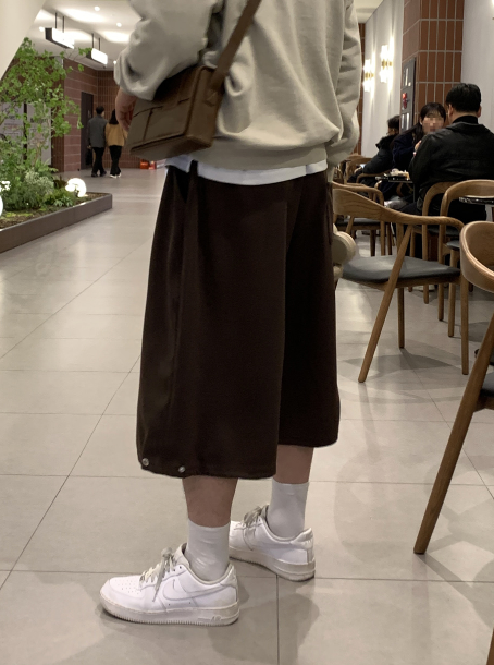 Kuiper Basic Snap Button Bermuda Pants
