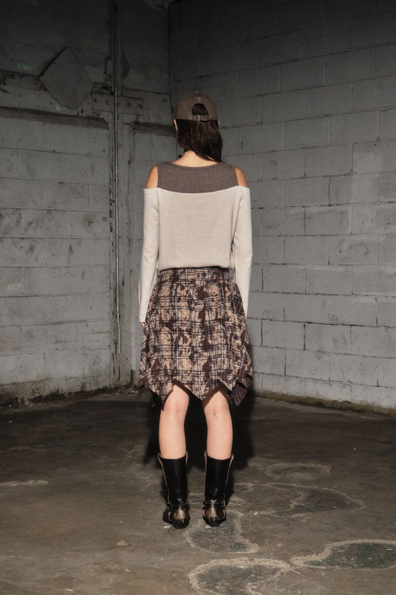 2 eyelet t (beige)