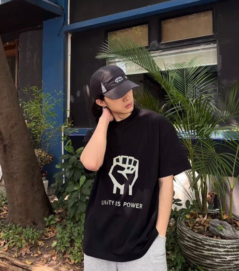 UNITY Fashion Simple Short Sleeve Black