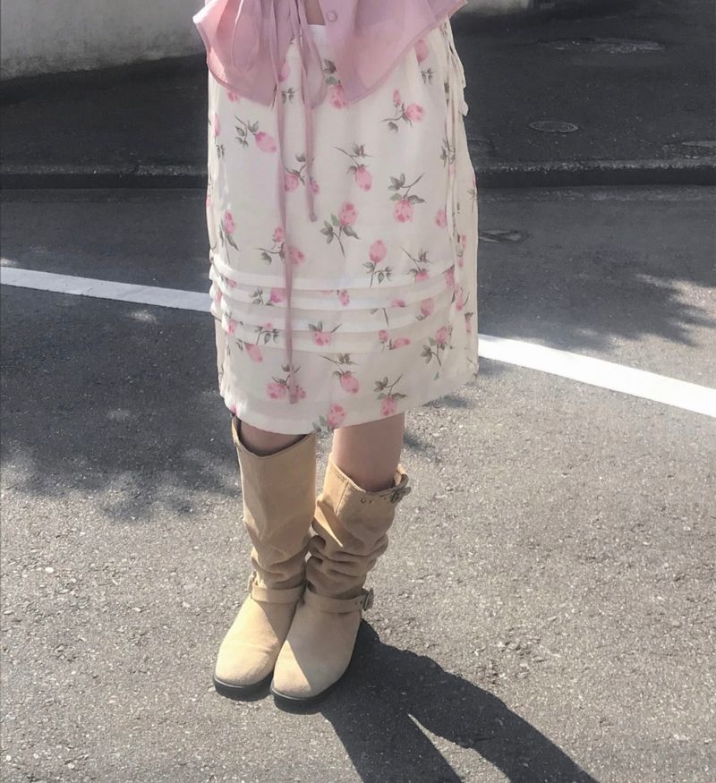 cloudemotion（クラウドエモーション）の「rozel floral satin pintuck midi sk（Skirts）」