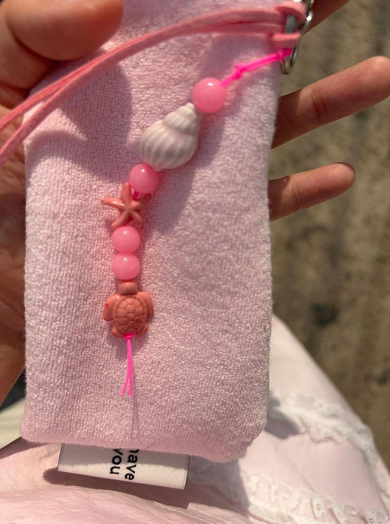 Piece of sea key chain