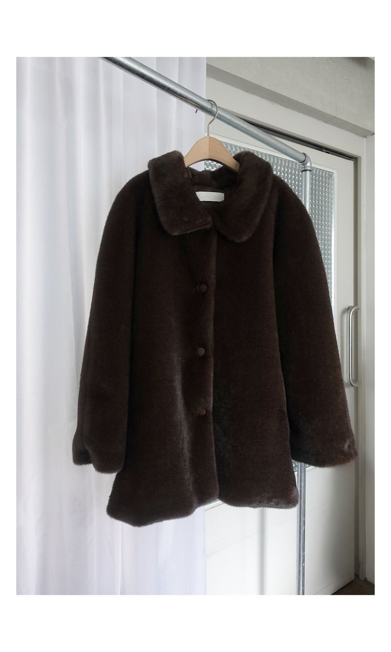 grandma brown fur coat