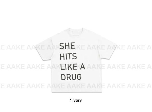 BOY-FIT HIT GRAPHIC TEE