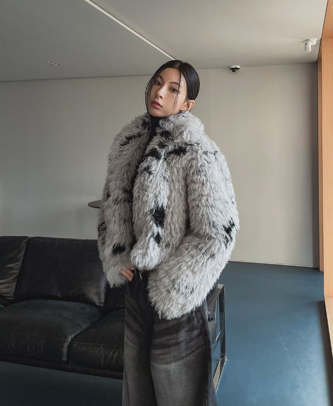ULAN（ユレン）の「Kicket Cow Crop Fur Jacket（Jackets/Outerwear）」