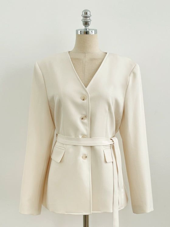 Illy V-neck No Collar Jacket (Belt set)