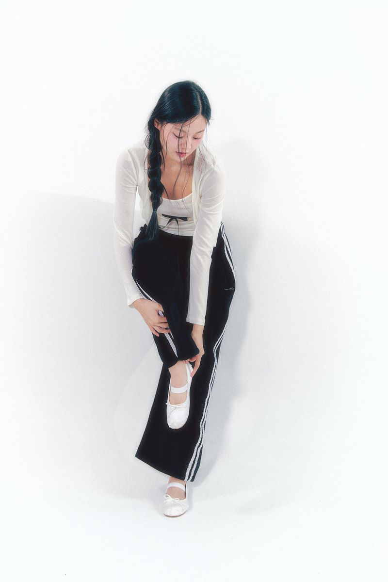 Velvet Lace Track Pants Black