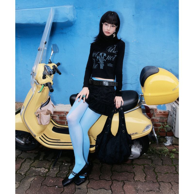 Not pure artwork turtleneck [Black]