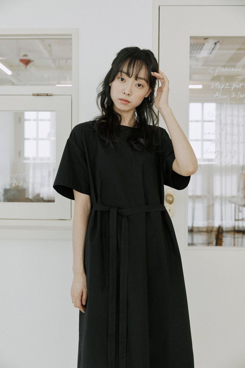 layered ribbon onepiece black
