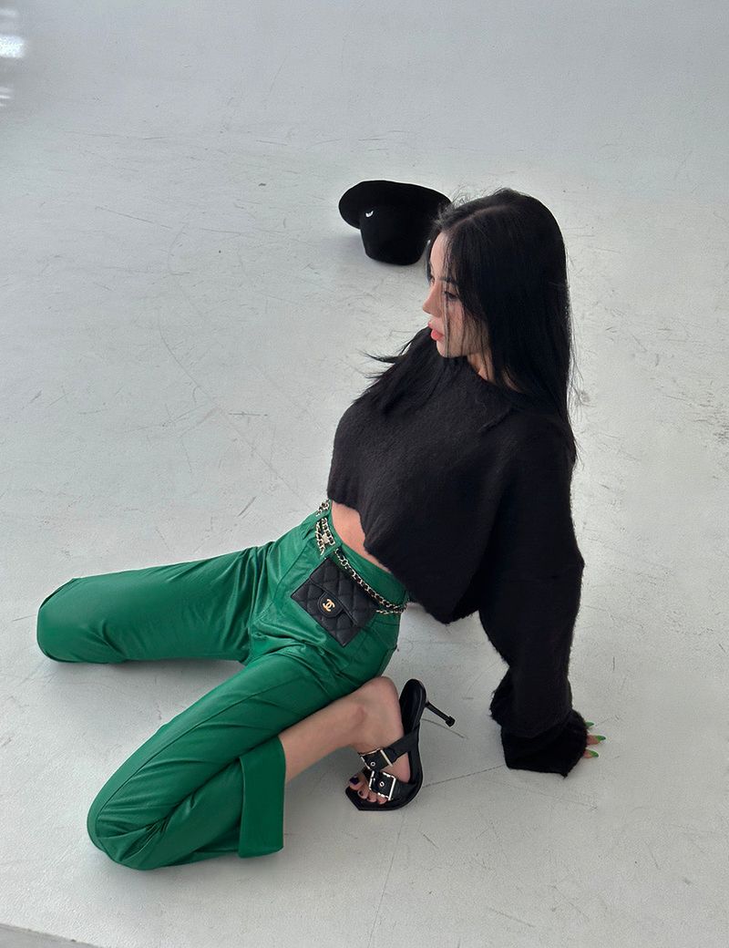 salt wool cropped knitwear